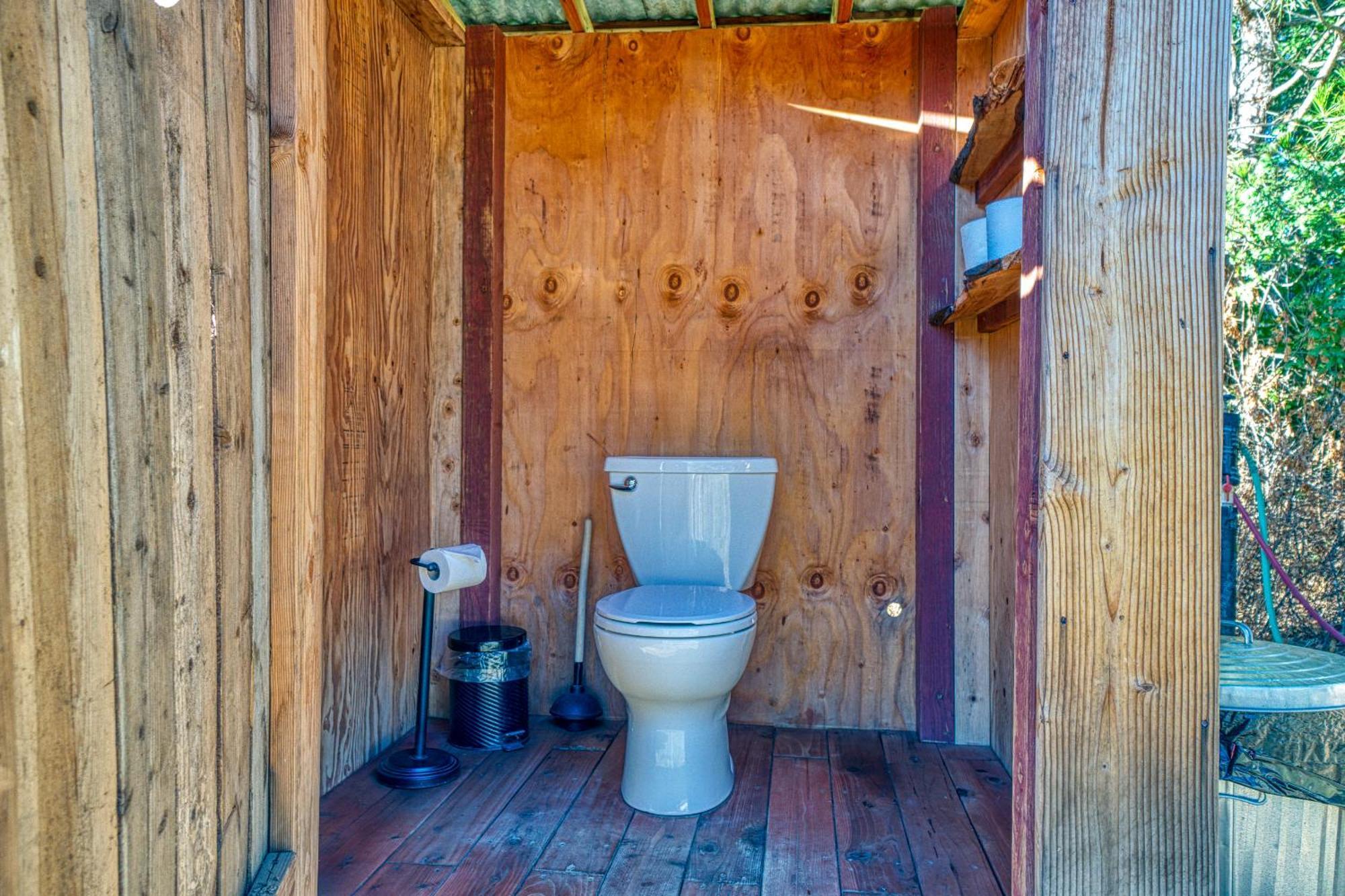 Soul Whispering Ranch Retreat Villa Upper Lake Exterior foto